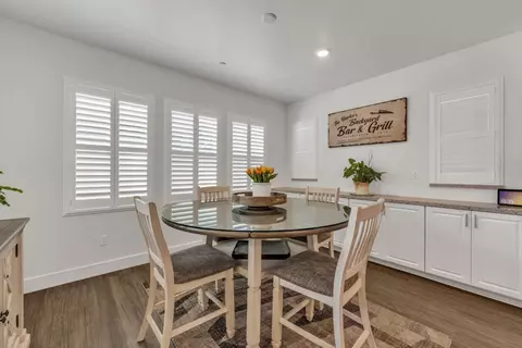 Dining - 4336 Hummingbird Cir, Folsom, CA 95630 photo 3 of 4