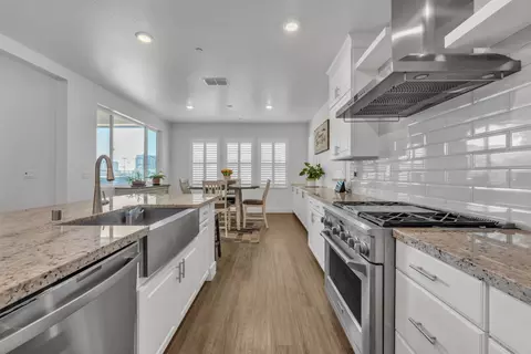 Kitchen - 4336 Hummingbird Cir, Folsom, CA 95630 photo 7 of 8