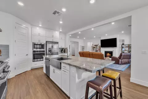 Kitchen - 4336 Hummingbird Cir, Folsom, CA 95630 photo 8 of 8