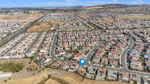 View/Area - 4336 Hummingbird Cir, Folsom, CA 95630 photo 4 of 6