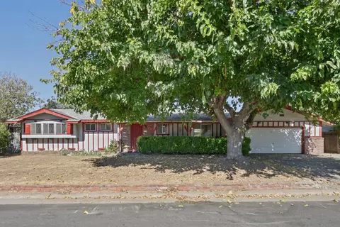 2221 Rainbow Ave, Sacramento, CA 95821
