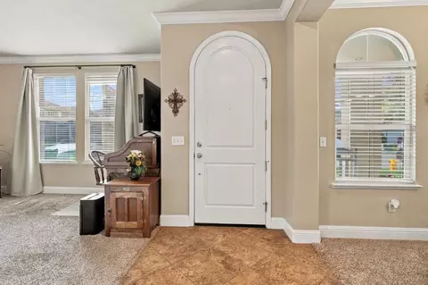 Entry Way - 2233 Olson Dr, Lodi, CA 95242 photo 2 of 8