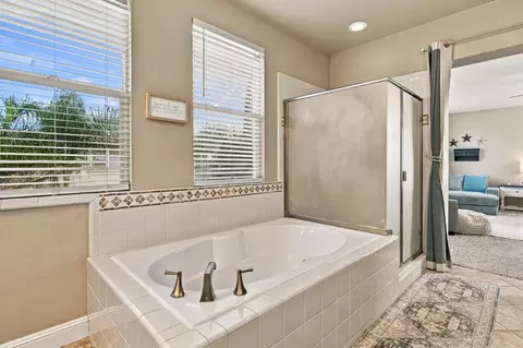 Bath - 2233 Olson Dr, Lodi, CA 95242 photo 4 of 4