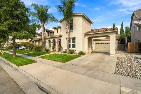 Exterior - 2233 Olson Dr, Lodi, CA 95242 photo 3 of 10