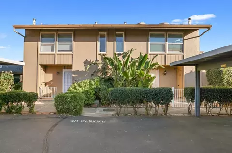 3784 W Benjamin Holt Dr #109, Stockton, CA 95219