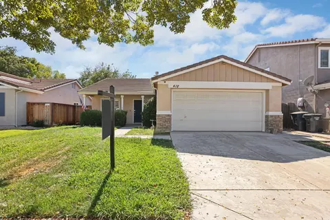 Exterior - 418 Glenbriar Cir, Tracy, CA 95377 photo 2 of 9