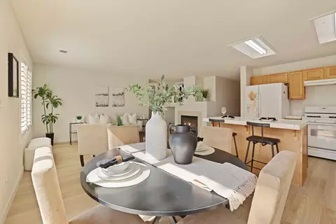 Dining - 418 Glenbriar Cir, Tracy, CA 95377 photo 3 of 3