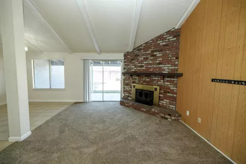 Living - 2113 Venus Dr, Ceres, CA 95307 photo 7 of 9