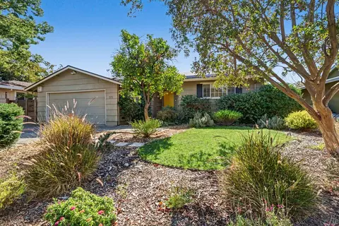 170 Baxter Ave, Sacramento, CA 95815