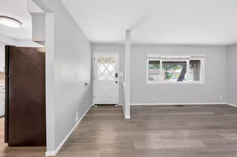 Entry Way - 2337 Corbin Ln, Lodi, CA 95242 photo 1 of 3