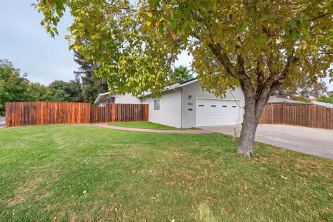 7901 NW Misty Ln, Stockton, CA 95209