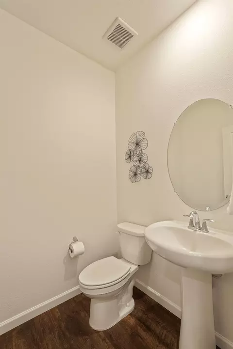 Bath - 1749 Botticelli Way, Lodi, CA 95242 photo 1 of 4