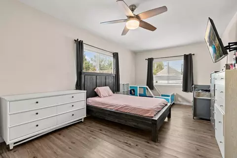 Bedroom - 1401 Tebbutt Ave, Modesto, CA 95350 photo 4 of 5