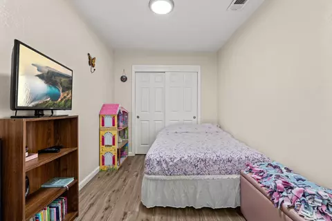 Bedroom - 1401 Tebbutt Ave, Modesto, CA 95350 photo 3 of 5