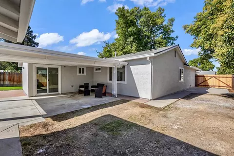 Exterior - 170 Yosemite Dr, Tracy, CA 95376 photo 7 of 7
