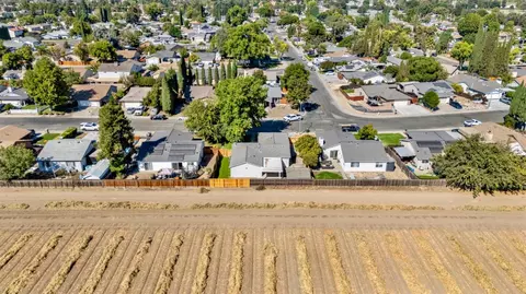 View/Area - 170 Yosemite Dr, Tracy, CA 95376 photo 2 of 5