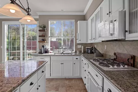 Kitchen - 2540 Sequoia St, Lodi, CA 95242 photo 2 of 6