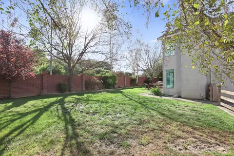 Exterior - 2540 Sequoia St, Lodi, CA 95242 photo 2 of 8