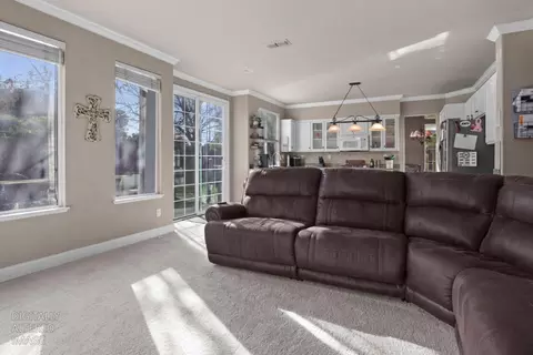 Living - 2540 Sequoia St, Lodi, CA 95242 photo 2 of 3