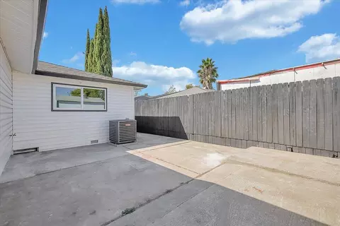 Exterior - 8404 Miguel Way, Elverta, CA 95626 photo 10 of 11