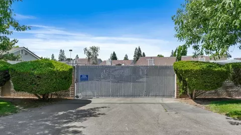 Exterior - 3608 Blackstone Way, Modesto, CA 95356 photo 13 of 14