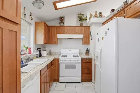 Kitchen - 738 5th Ave, Gustine, CA 95322 photo 1 of 2