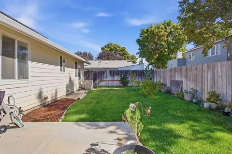 Exterior - 738 5th Ave, Gustine, CA 95322 photo 5 of 5