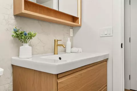 Bath - 2802 Layton Dr, Davis, CA 95618 photo 1 of 12