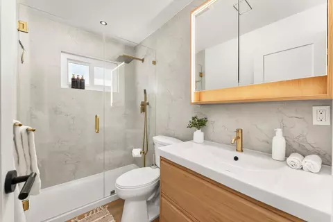 Bath - 2802 Layton Dr, Davis, CA 95618 photo 4 of 12