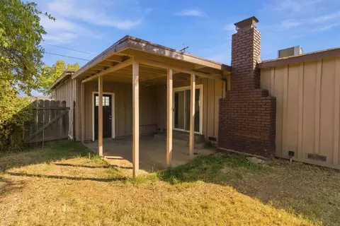 Exterior - 1936 16th St, Olivehurst, CA 95961 photo 9 of 9