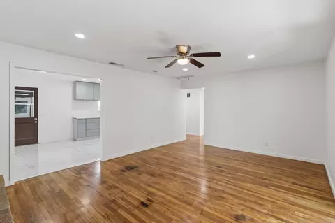 Living - 1936 16th St, Olivehurst, CA 95961 photo 3 of 7