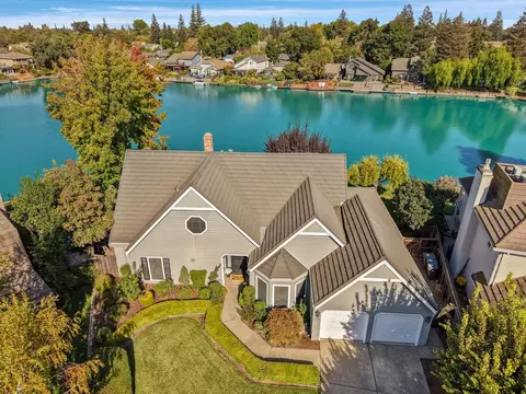 5712 Pintail Ct, Stockton, CA 95207