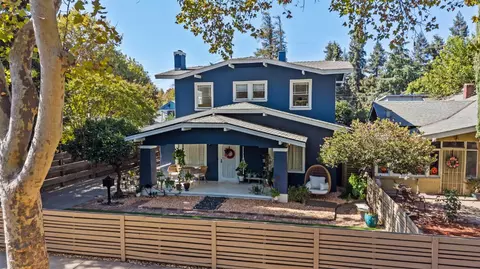 Exterior - 415 Sycamore Ave, Modesto, CA 95354 photo 4 of 10