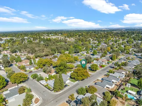 View/Area - 8917 Aksarben Dr, Orangevale, CA 95662 photo 4 of 6