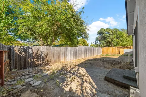 Exterior - 8917 Aksarben Dr, Orangevale, CA 95662 photo 7 of 7