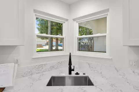 Kitchen - 8917 Aksarben Dr, Orangevale, CA 95662 photo 3 of 3