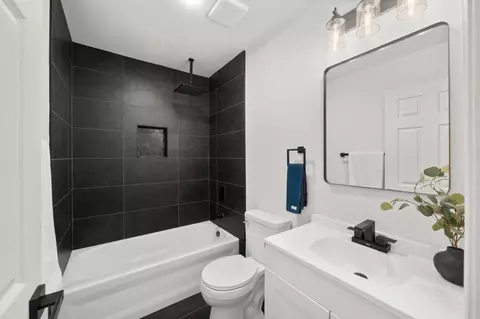 Bath - 8917 Aksarben Dr, Orangevale, CA 95662 photo 3 of 4