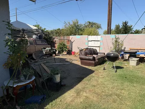 Exterior - 904 Riverside, Chowchilla, CA 93610 photo 4 of 5