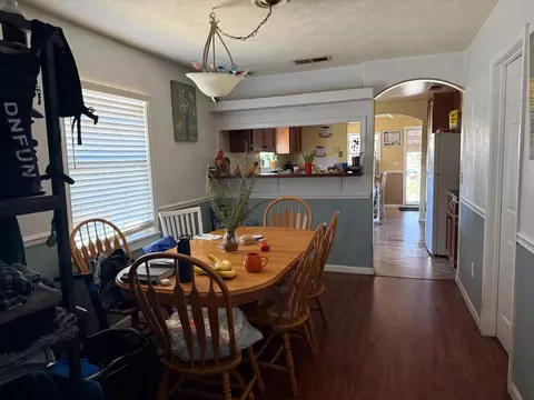 Dining - 904 Riverside, Chowchilla, CA 93610 photo 1 of 1
