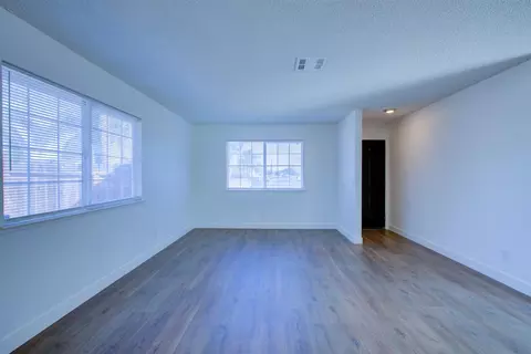 Living - 2425 Apache St, Merced, CA 95348 photo 3 of 7