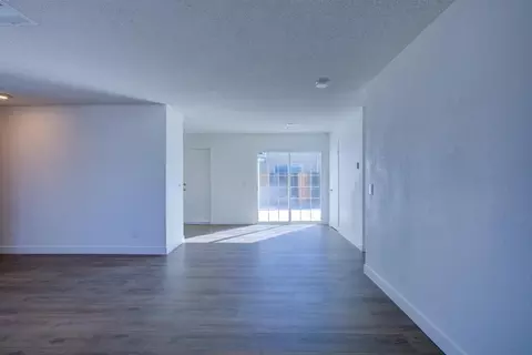 Living - 2425 Apache St, Merced, CA 95348 photo 6 of 7