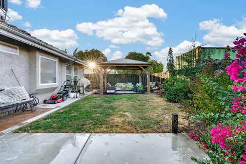 Exterior - 1975 Gettysburg Ave, Merced, CA 95340 photo 3 of 6
