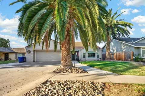 Exterior - 1975 Gettysburg Ave, Merced, CA 95340 photo 2 of 6