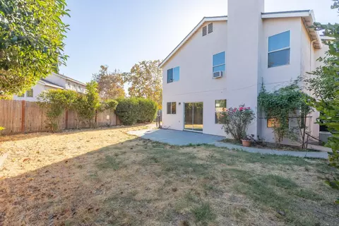 Exterior - 2471 Almaden Ct, Stockton, CA 95206 photo 4 of 11