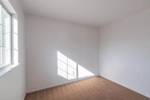 Bedroom - 2471 Almaden Ct, Stockton, CA 95206 photo 6 of 11