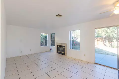 Living - 2471 Almaden Ct, Stockton, CA 95206 photo 7 of 10