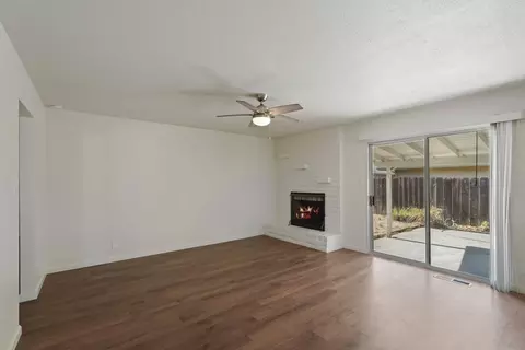Living - 55 N Allen Dr, Lodi, CA 95242 photo 5 of 9