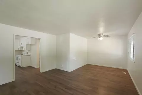 Living - 55 N Allen Dr, Lodi, CA 95242 photo 2 of 9
