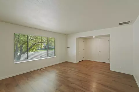 Living - 55 N Allen Dr, Lodi, CA 95242 photo 9 of 9