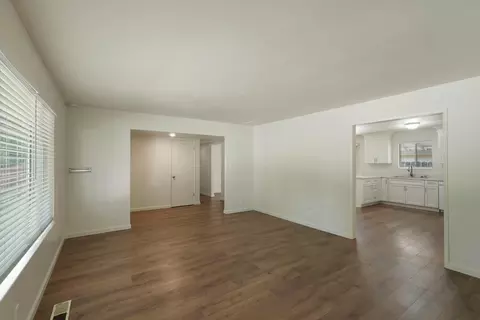 Living - 55 N Allen Dr, Lodi, CA 95242 photo 3 of 9